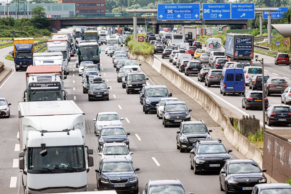 Schnelles Vorankommen ist auf den Autobahnen in Hamburg oft nicht möglich. (Archivbild)