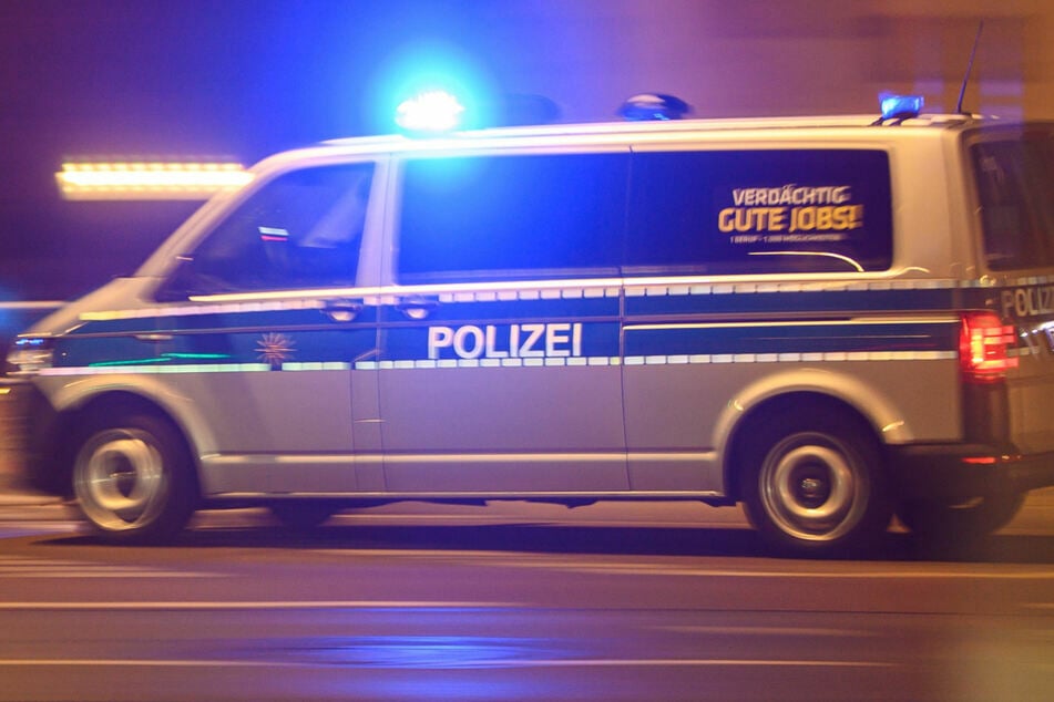 Am Freitagabend kam es zu einer Auseinandersetzung auf der Rathausstraße in Chemnitz. (Symbolbild)