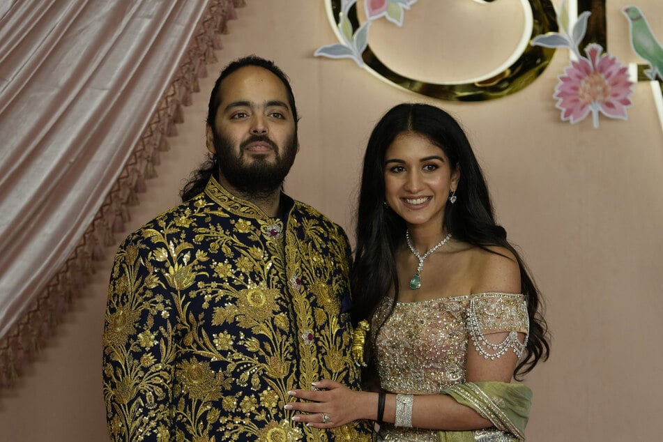 Anant Ambani (29) und Radhika Merchant (29) feiern seit mehr als 130 Tagen.