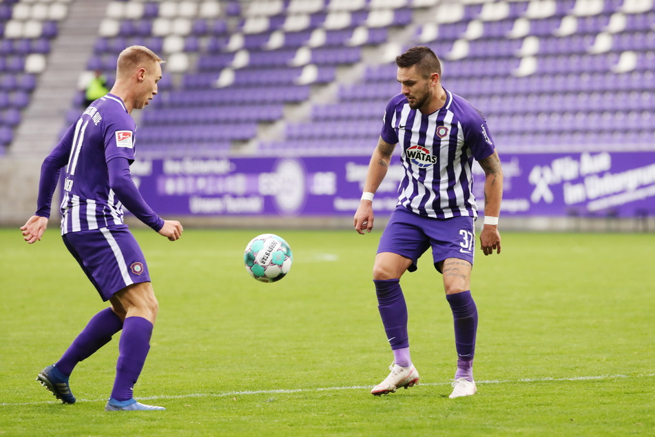 Die Stürmer Florian Krüger (l.) und Pascal Testroet werden heute im Spiel des FCE gegen den SV Darmstadt die Auer Doppelspitze bilden.
