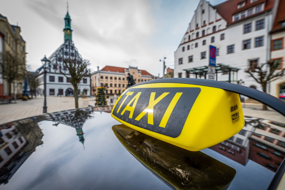 In Zwickau steigt der Fahrpreis auf dem Taxameter künftig deutlich schneller.