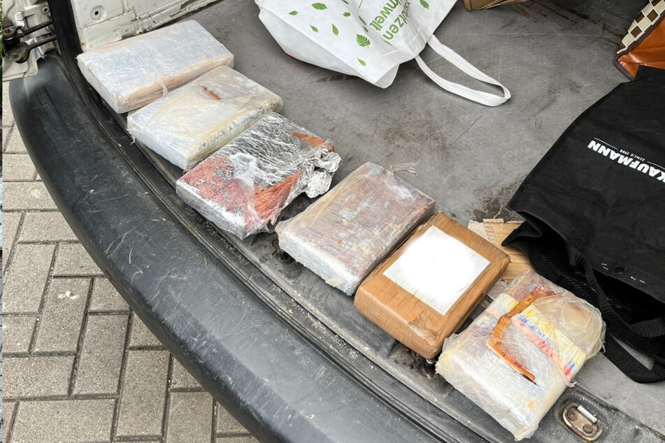6,7 Kilogramm Kokain wurden in dem VW Caddy gefunden.