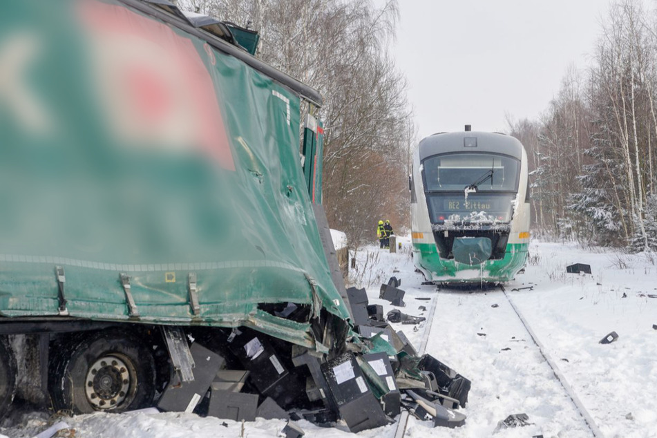 Der Trilex-Personenzug RE2 war in Richtung Zittau unterwegs.