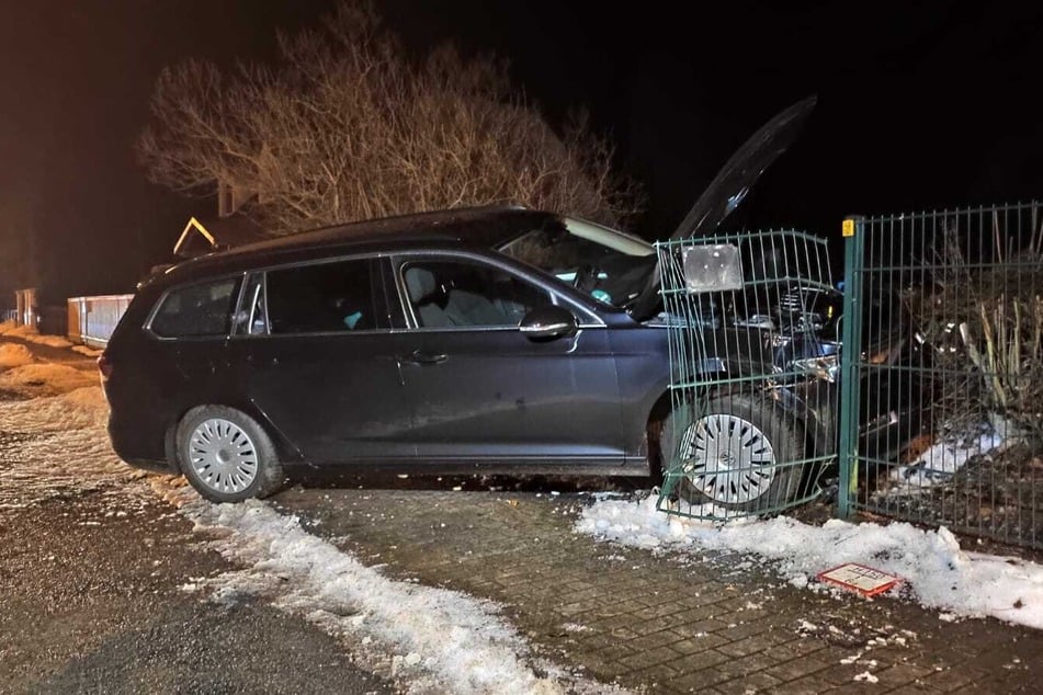 Tragisches Unglück: 67-jähriger Autofahrer stirbt bei Unfall in Leipzig