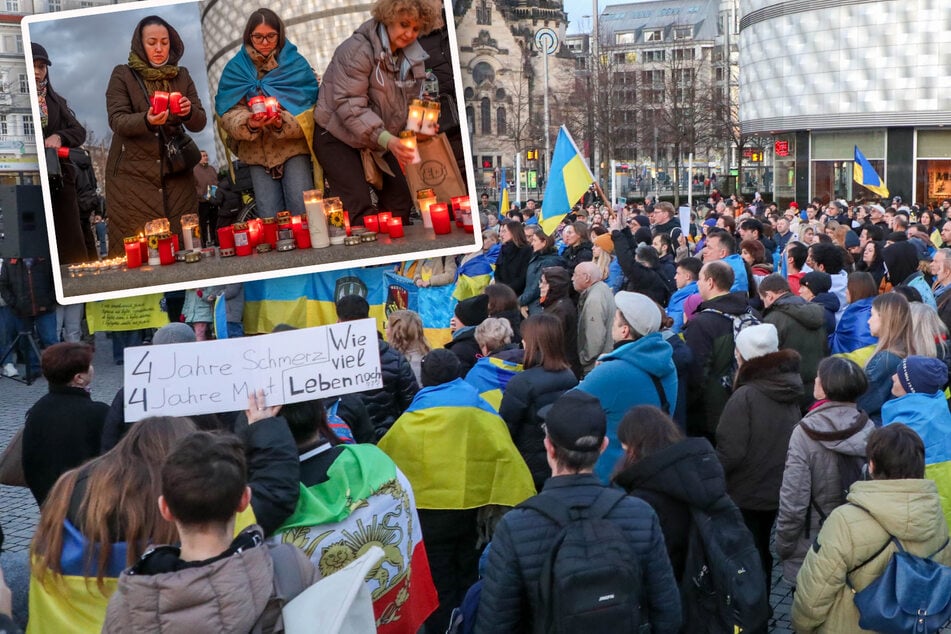 Emotionaler Gedenkmarsch: Hunderte Menschen gehen für die Ukraine auf die Straße