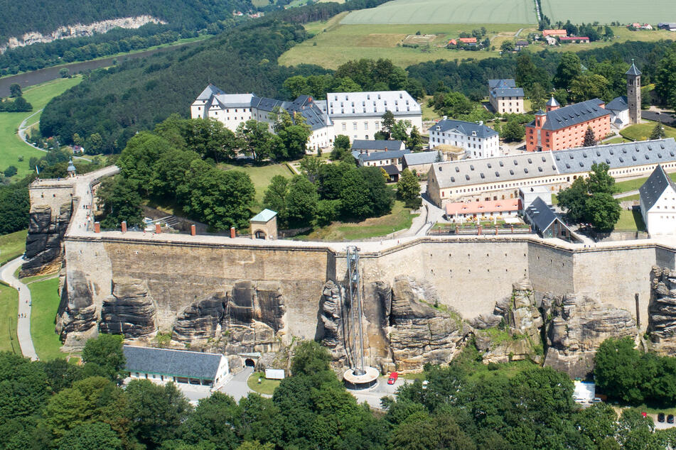 Bau-Offensive auf der Festung: Handwerker stürmen Königstein
