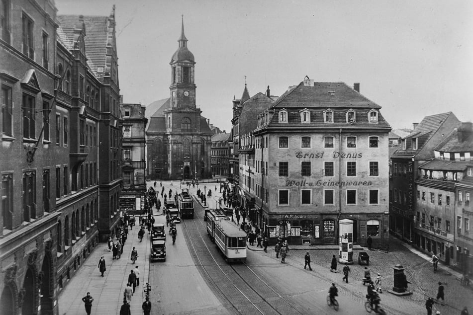 Die Annenstraße 1936. Da stand bereits fest, dass Straßen generell Autofahrern vorbehalten sein sollten.