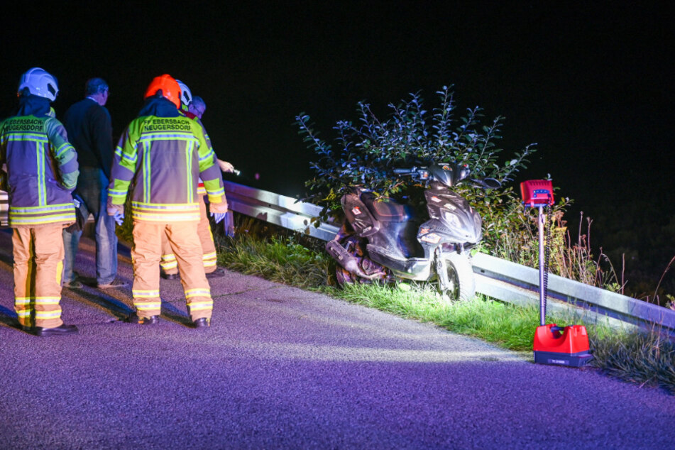 Der Krad-Fahrer fuhr gegen die Leitplanke und verletzte sich.