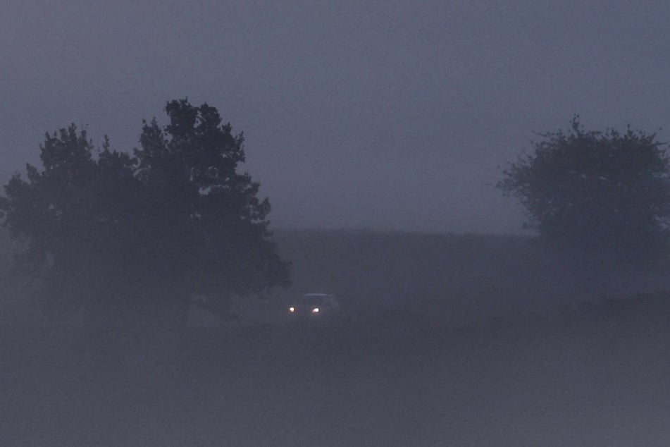 Düstere Aussichten in Bayern. Zumindest anfangs. Im Tagesverlauf wird zunehmend freundliches Wetter erwartet. (Symbolfoto)