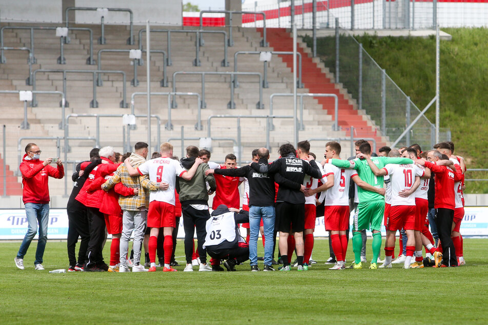 Jubel nach dem 2:0-Sieg gegen den 1. FC Saarbrücken am Samstag.