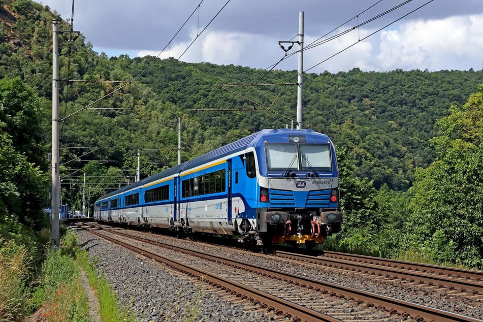 In einem Zug der tschechischen Bahn ging nichts mehr, mehr als 600 Passagiere saßen fest. (Archivfoto)