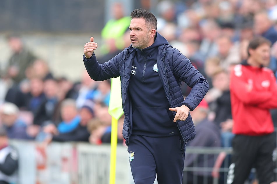 Will am Freitag eine Reaktion auf das 0:4 in Zwickau sehen: CFC-Coach Benjamin Duda (37)