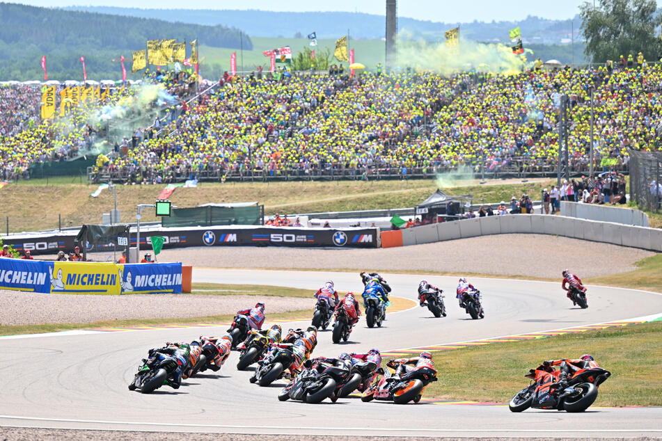 Im Juni 2023 findet auf dem Sachsenring in Hohenstein-Ernstthal die Motorrad-Weltmeisterschaft statt.