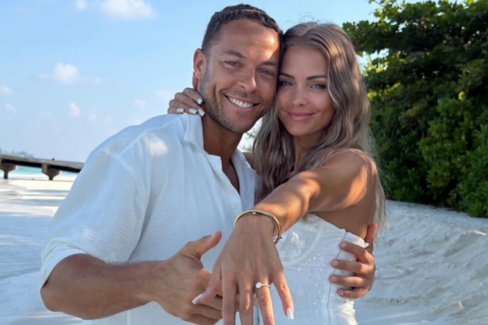 An einem Traumstrand machte Andrej Mangold (38) seiner Freundin einen Antrag.