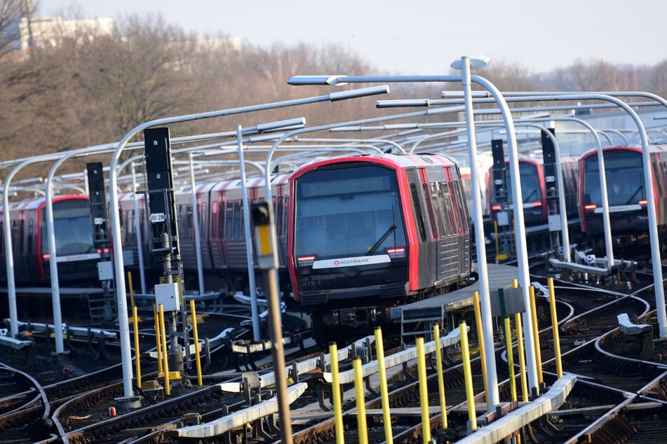 Die Tarifverhandlungen zwischen der Vereinten Dienstleistungsgewerkschaft (Verdi) und der Hamburger Hochbahn sind am Nachmittag ohne Einigung geblieben.