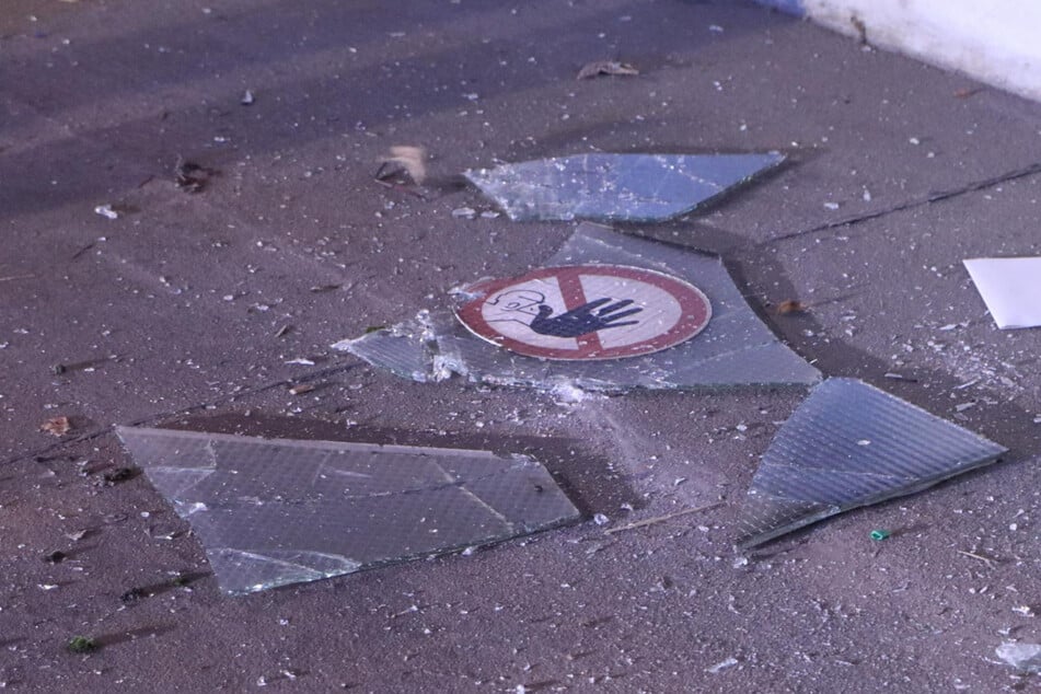Der Mann hatte die Warnhinweise auf dem Glas offenbar ignoriert.