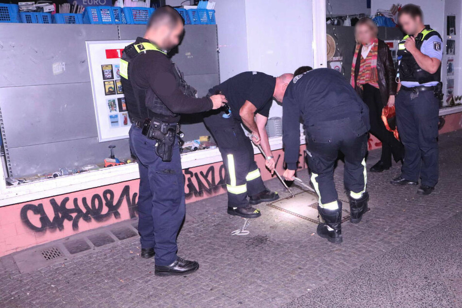 Berlin: Handy löst kuriosen Einsatz von Polizei und Feuerwehr in Berlin aus