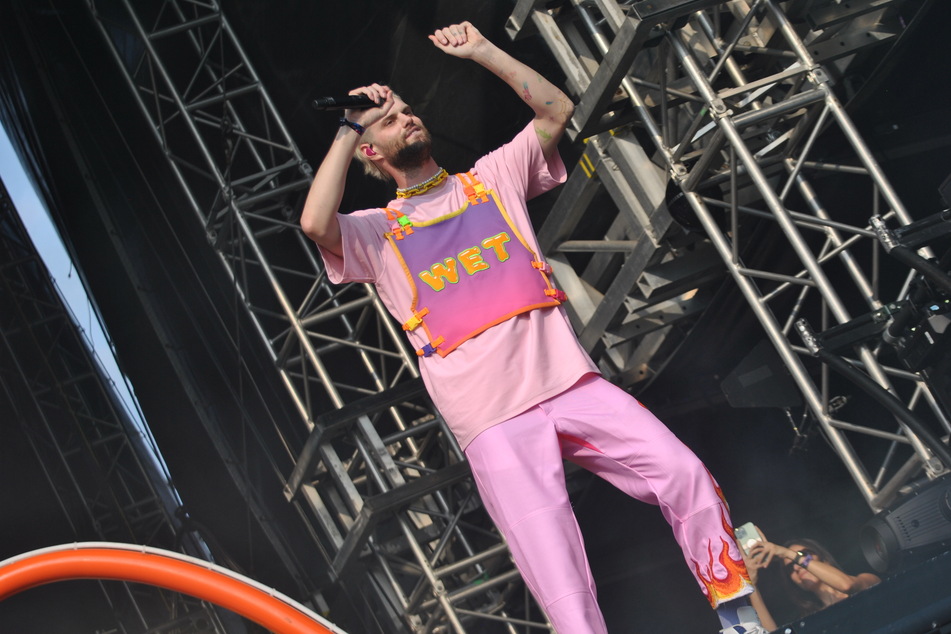 Tucker Halpern of SOFI TUKKER dances during Day 3 of Governors Ball Music Festival in Queens, New York on Sunday, June 11, 2023.