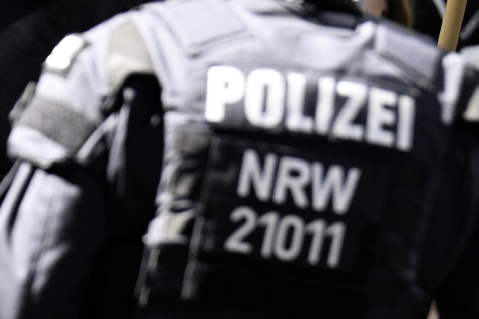 In Nordrhein-Westfalen ermittelt die Polizei Recklinghausen im Fall eines durch Polizeibeamte aus Dortmund getöteten Mannes.