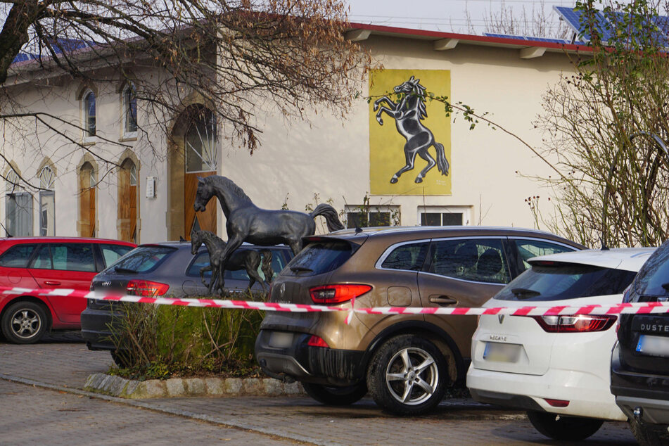 Der abgesperrte Tatort im Januar.