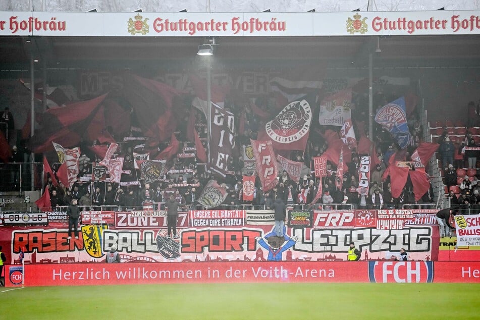 Die mitgereisten Leipziger Fans in Heidenheim.