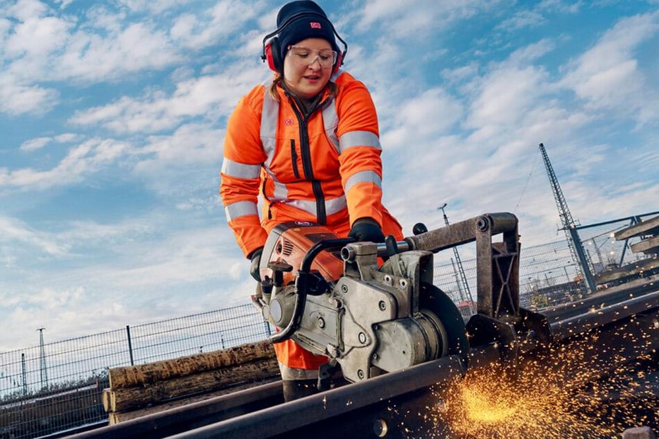 In Hamburg vergibt die Deutsche Bahn gerade super Jobs in der Instandhaltung.