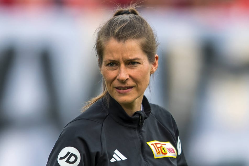 Marie-Louise Eta (34) ist bei Union Berlin vorübergehend zur Cheftrainerin der Männer befördert worden.