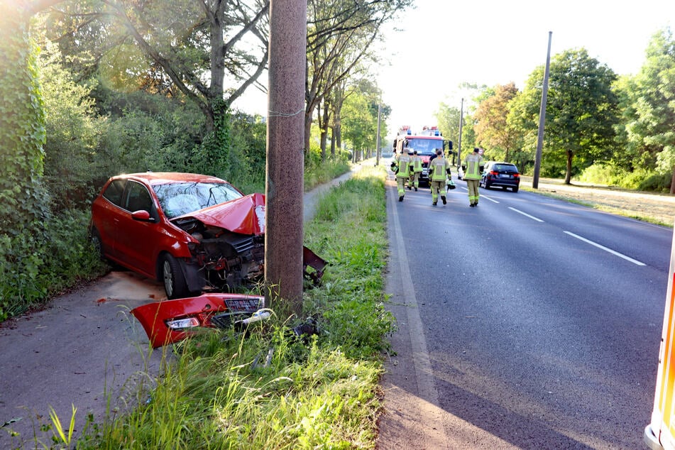 Der VW Polo verbuchte bei dem Unfall in Langenfeld einen Totalschaden.