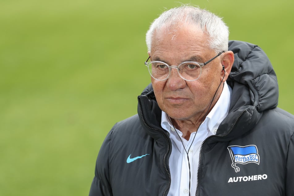 Felix Magath (68) sieht seine Mannschaft noch lange nicht gerettet. Er warnt vor guten Mainzern und einem zu sicherem Gefühl.