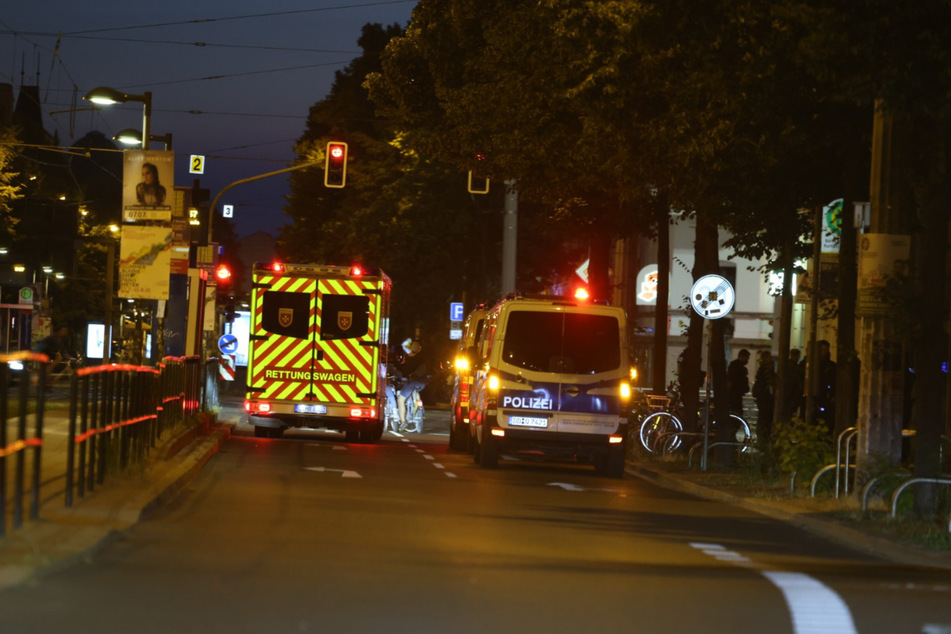 Auf der Karl-Liebknecht-Straße gerieten in der Nacht auf Sonntag zwei Personengruppen aneinander.