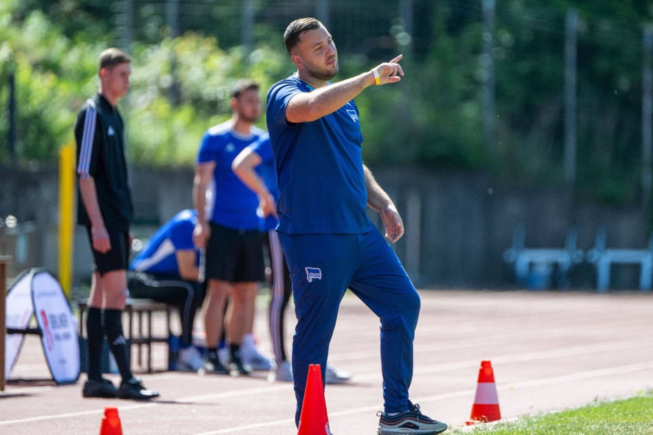 Der bisherige U17-Trainer Rejhan Hasanović (32) widmet sich nun der U23.