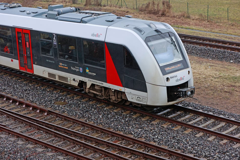 Seit 8.30 Uhr fahren zwischen Sangerhausen und Nordhausen Notbusse für die Zugreisenden. (Symbolbild)