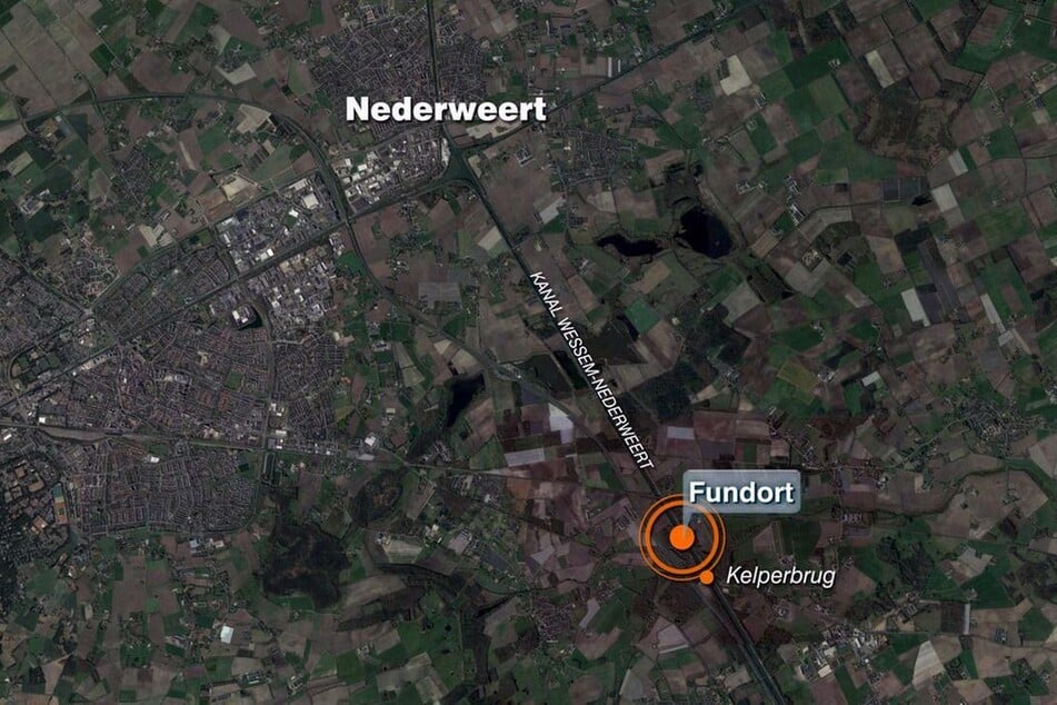Der Fundort der Frauenleiche und des Hundes befindet sich südlich von Nederweert im Kanaal Wessem-Nederweert unweit der Kelperbrug-Brücke.