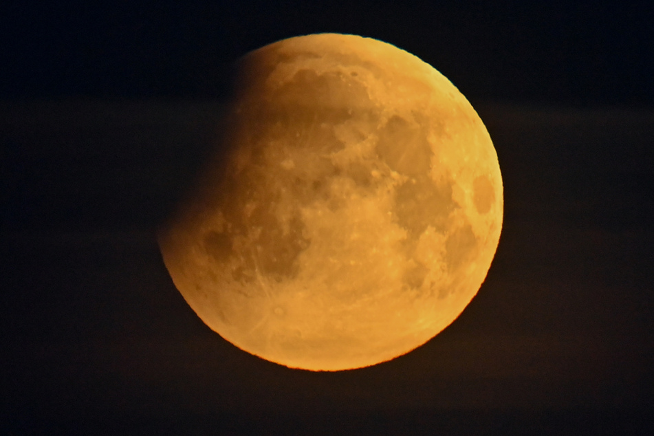 Am Samstagabend (28. Oktober) soll es in ganz Deutschland zu einer partiellen Mondfinsternis kommen.