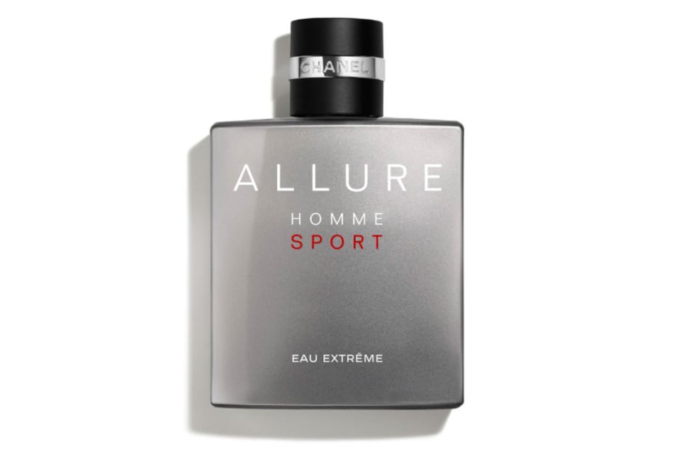 "Allure Homme Sport Eau Extrême" ist etwas süßer als sein Original und passt daher perfekt in den Herbst.