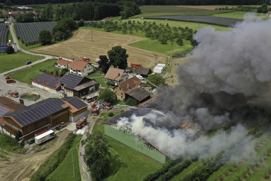 Den größten Schaden richtete das Feuer in Meckenbeuren an.