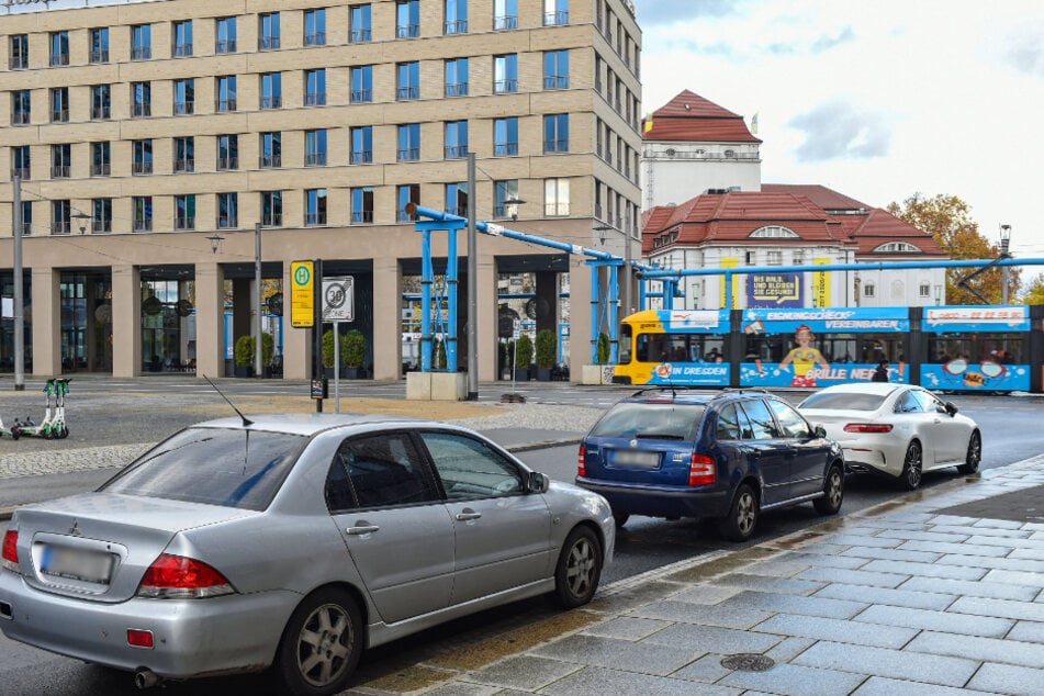 Diese Stellflächen am Postplatz fallen demnächst weg.