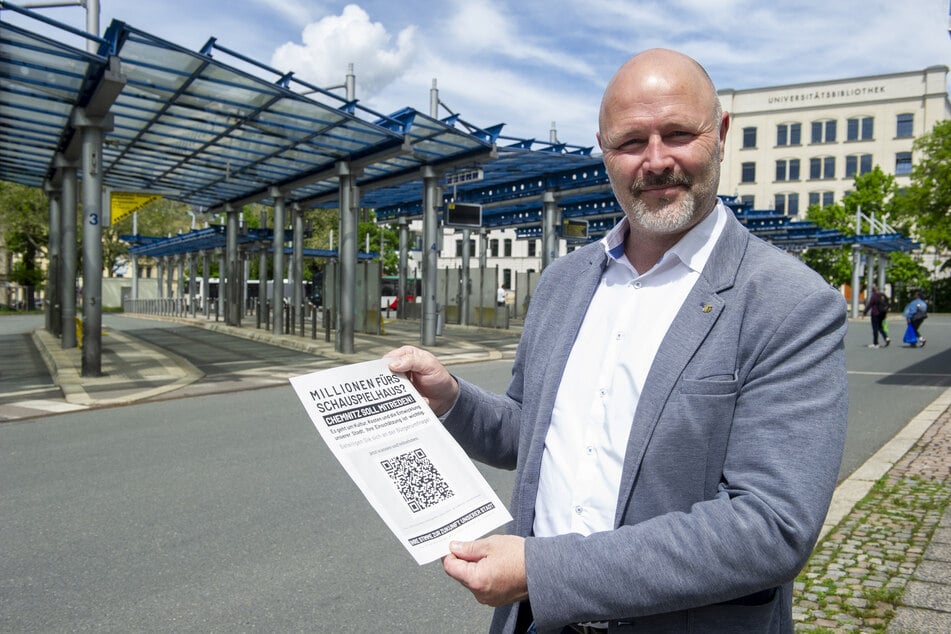 Nico Köhler (49, AfD) bringt den Omnibusbahnhof als neuen Denk-Ort für das Schauspielhaus ins Spiel – und will die Chemnitzer per Online-Umfrage mitentscheiden lassen.