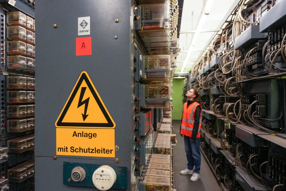 Der Betrieb des alten Stellwerks werde zu den Herbstferien abgeschaltet.