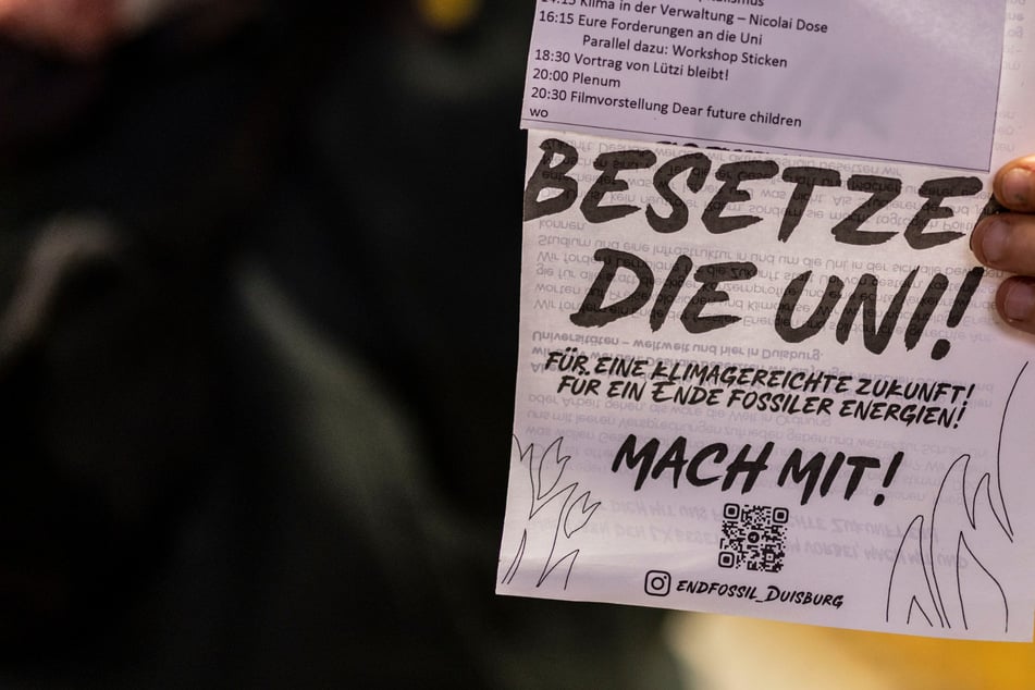 Klimaaktivisten halten Hörsaal der Uni Marburg seit Montag besetzt
