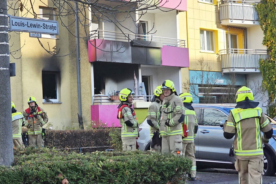 Die Berliner Feuerwehr war mit rund 70 Kräften im Einsatz.