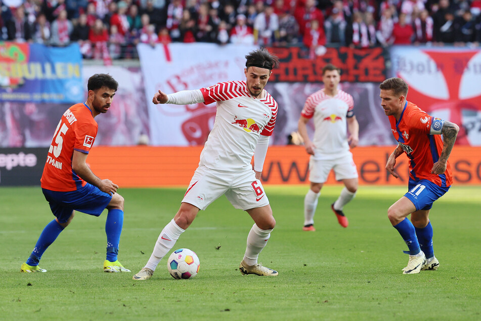 Eljif Elmas (24) ist nach seinem Ausfall gegen Darmstadt 98 wieder fit und könnte auch gegen den 1. FC Köln wieder eine Option sein.