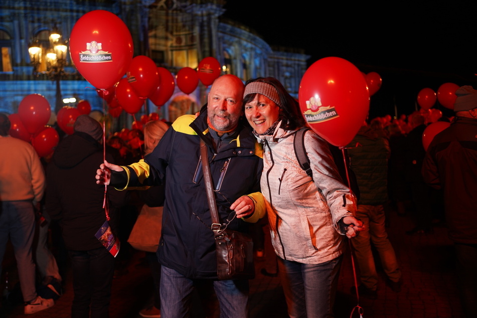 Thomas (65) und Kerstin (61) Schüller sind mittlerweile regelmäßig in Dresden, wenn der Openairball stattfindet.