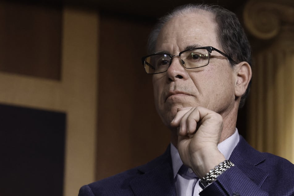 Indiana governor calls special session to redraw congressional maps