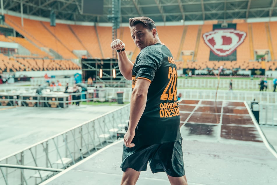 Mal sehen, ob der Sänger wieder im Dynamo-Trikot auf der Bühne steht.