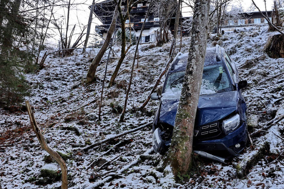 Beinahe in Hitler-Bunker geknallt: Auto in Bergwald von Esche gestoppt