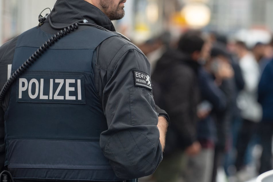 220 Beamte durchsuchten Wohnungen in ganz Berlin. (Symbolbild)