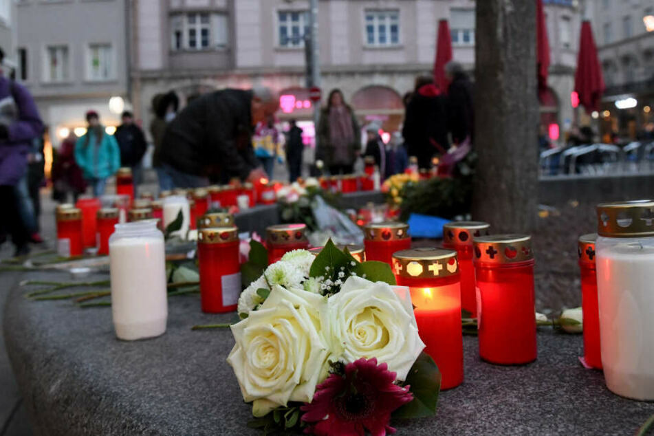 Große Anteilnahme für den im Streit getöteten Feuerwehrmann. Nun soll der Prozess beginnen. (Archiv)