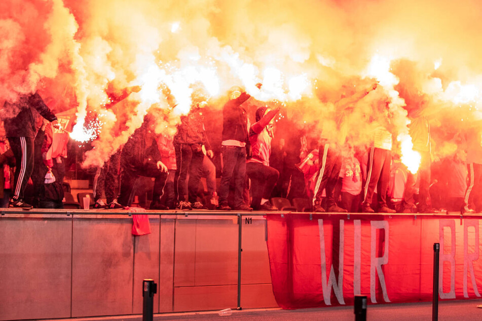 Einige Problemfans von Union Berlin haben sich vor dem Champions-League-Spiel in Neapel Auseinandersetzungen mit der Polizei geliefert. (Symbolfoto)
