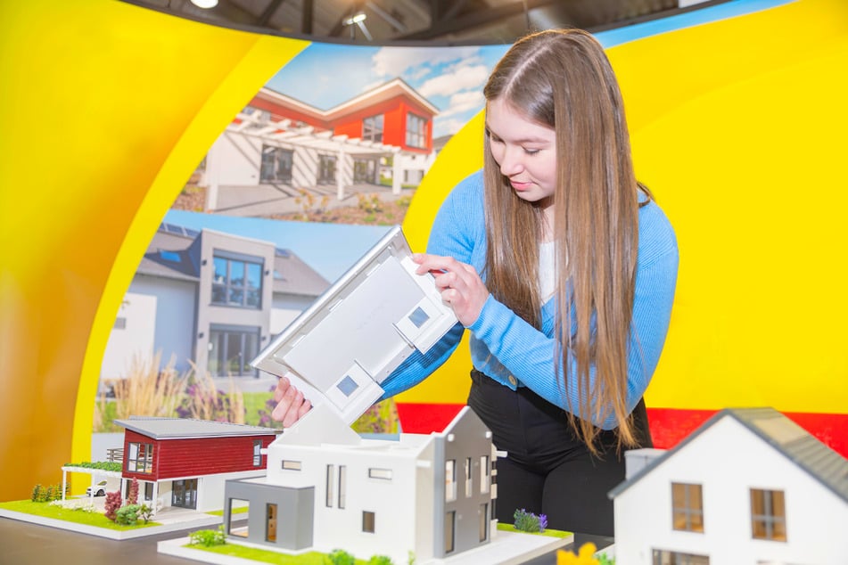 Schon ein kurzer Austausch bringt viele neue Anregungen, die die Idee vom Traumhaus wahr werden lassen.